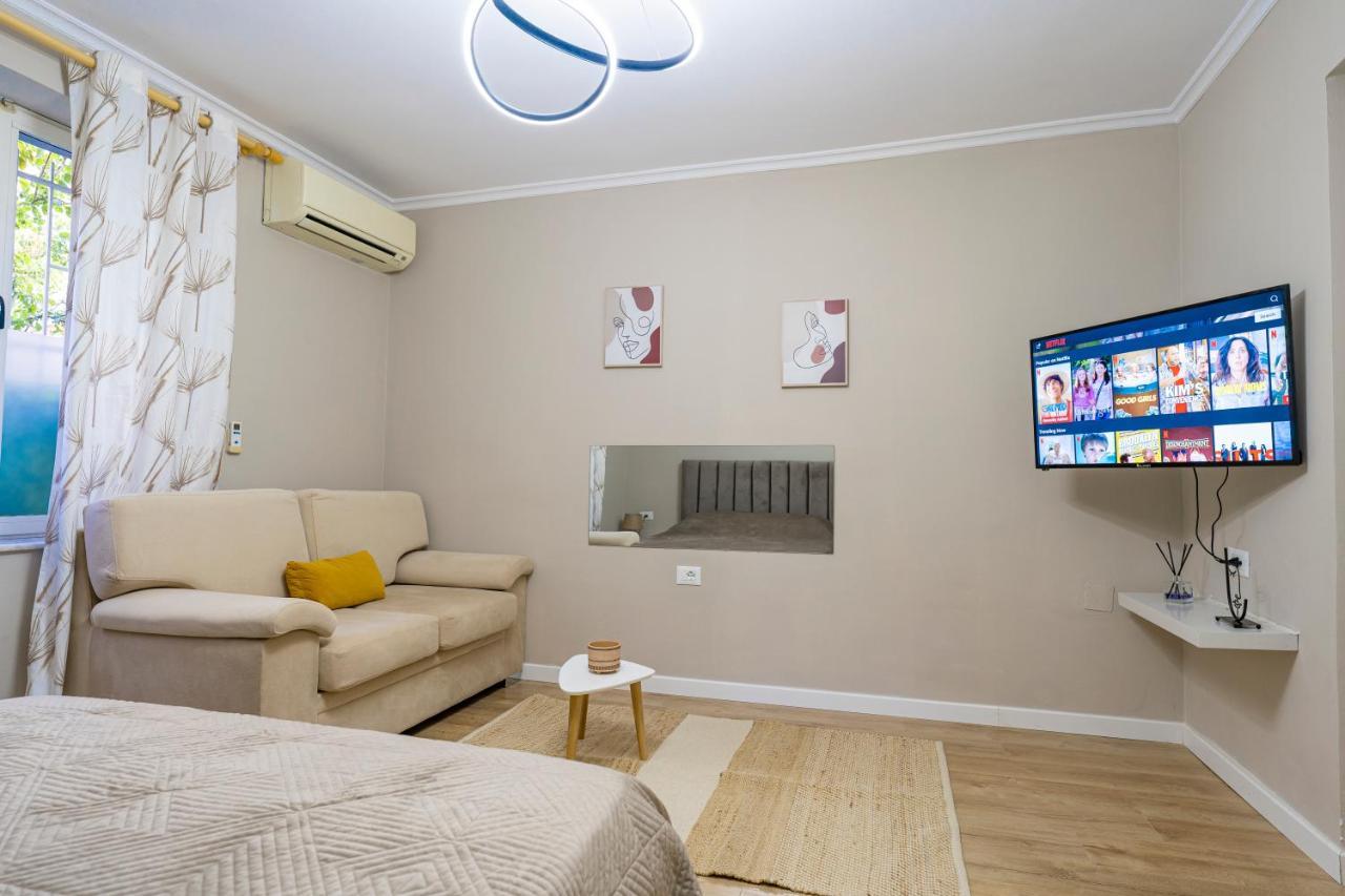 New Bazaar Cane Apartment 2 Tirana Exterior foto